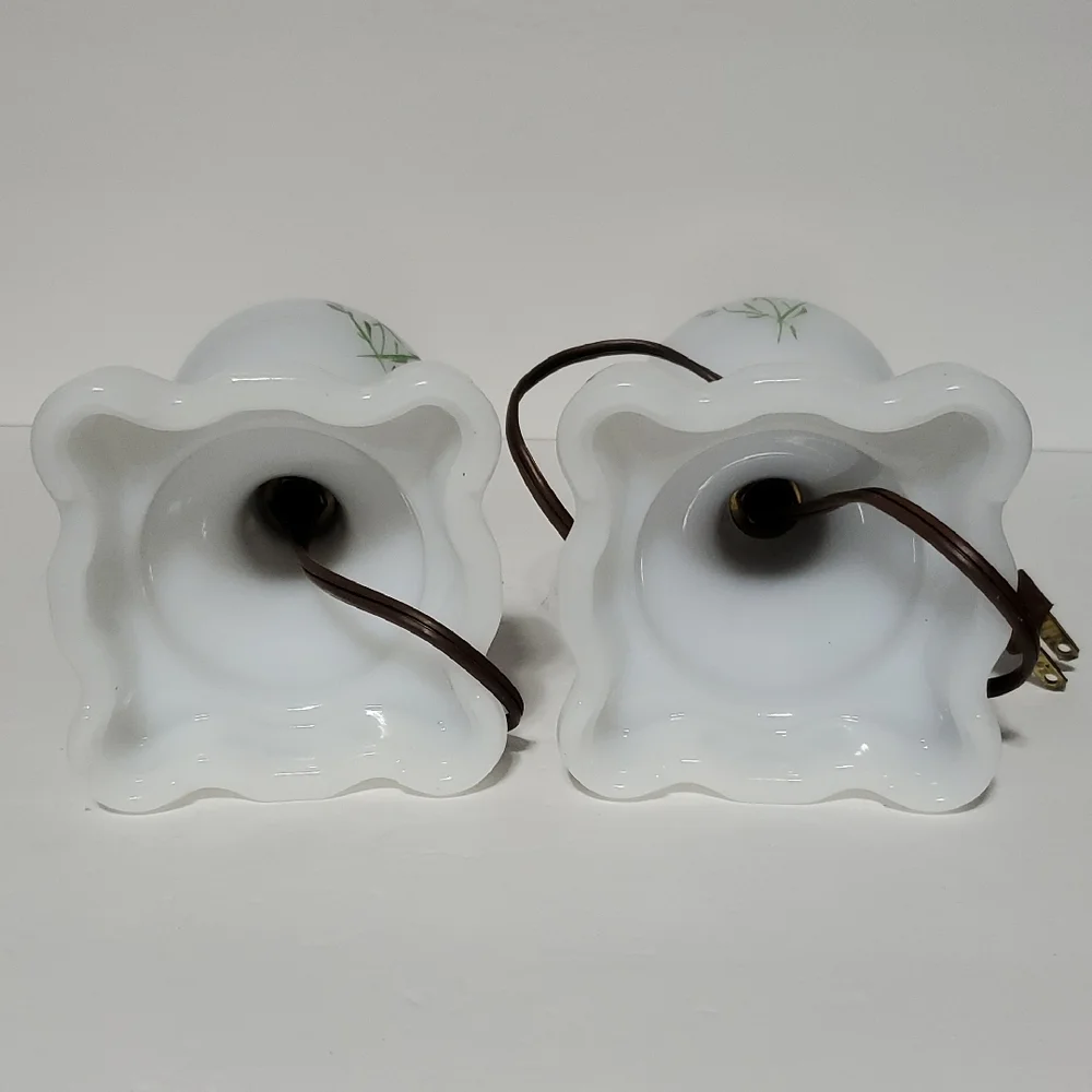 Vintage Hand Painted Boudoir White Milk Glass Table Lamps~Pair - Picture 4 of 7